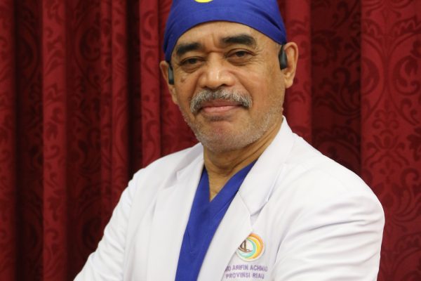 DR. dr. Effif Syofra Tripriadi, Sp.B(K)Onk