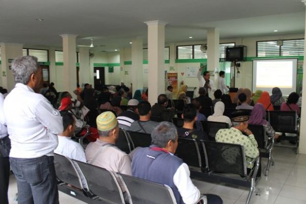 Tim PKRS RSUD Arifin Achmad Melakukan Kegiatan Penyuluhan Kesehatan Dengan Tema “ Pola Hidup Sehat Mencegah Diabetes”