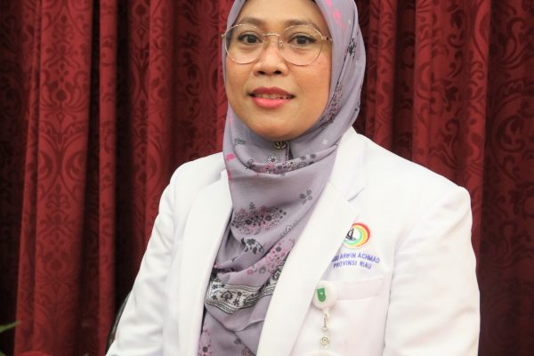 dr. Tengku Misdalia,Sp.KFR,M.Kes