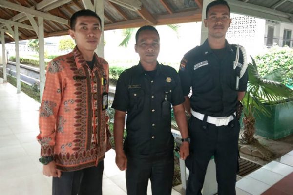 Sekuriti RSUD Arifin Achmad Sigap Tangkap Maling Nyamar Jadi Keluarga Pasien