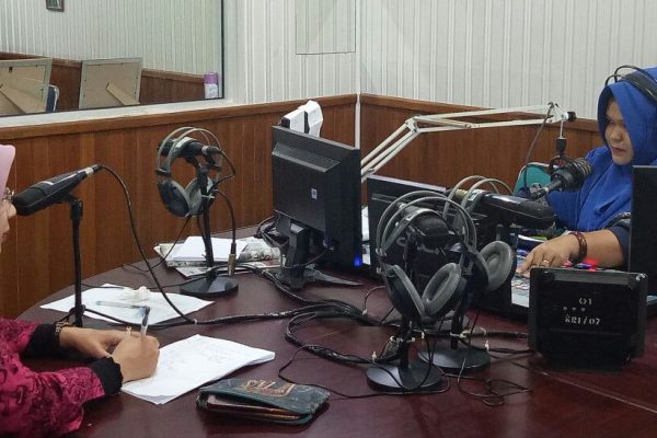 Dialog Interaktif di RRI, dr Silvia Beri Pemahaman AIDS