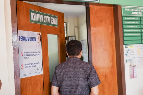 Jelang Pergantian Tahun, Pasien Poli Syaraf Terbanyak Kunjungi RSUD Arifin Achmad