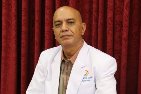 dr. Fathar Usman Bunawir , SpB (K) Onk