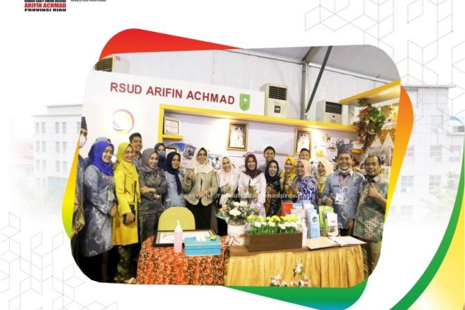 Pembukaan Riau Expo Tahun 2022, Stand RSUD Arifin Achmad dikunjungi Ibu Gubernur Riau