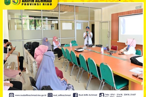 PKRS RSUD Arifin Achmad Provinsi Riau gelar penyuluhan Kanker / tumor payudara ke keluarga pasien Irna Sugikal