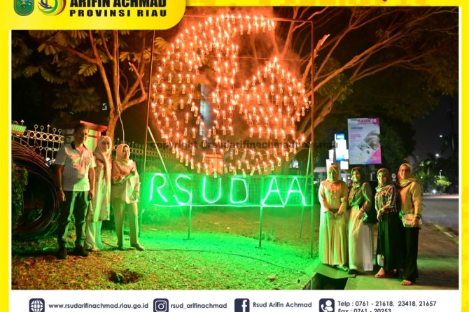 Meriahkan malam 27 Ramadhan 1444 H, RSUD Arifin Achmad Provinsi Riau nyalakan lampu Colok