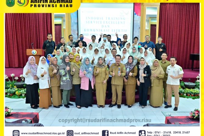 RSUD Arifin Achmad Provinsi Riau gelar pelatihan Kommunikasi Effektif dan Service Excelent
