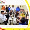Gubernur Riau dampingi Sumiati (pasien tidak mampu asal Rohil) berobat mata di Poliklinik Mata RSUD Arifin Achmad Provinsi Riau