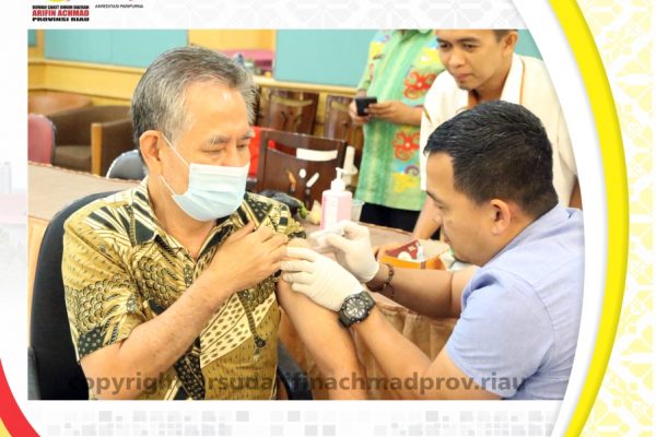 RSUD Arifin Achmad Provinsi Riau gelar Immunisasi Hepatitis B untuk Tenaga Kesehatan